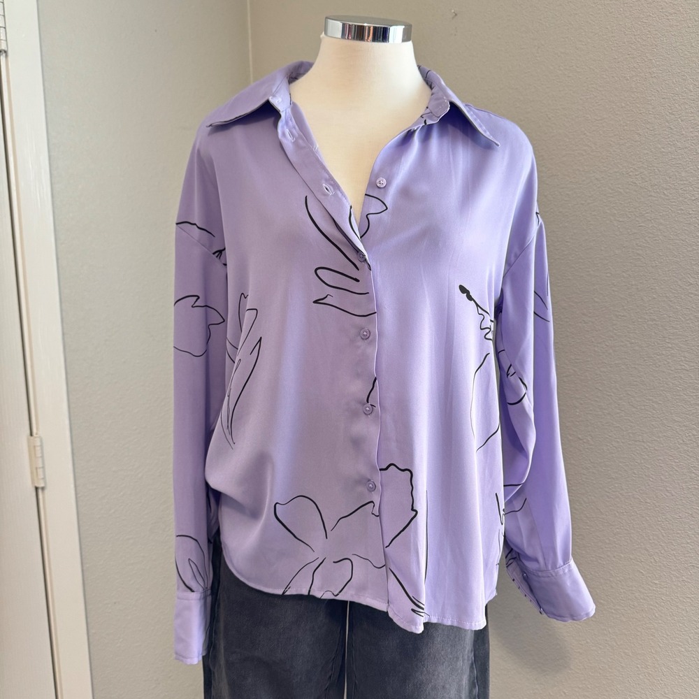 Worthington Lavender Button-Down Blouse with Black Floral Outline